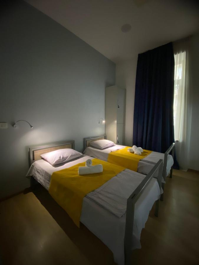 Queen Hostel Tbilisi Ngoại thất bức ảnh