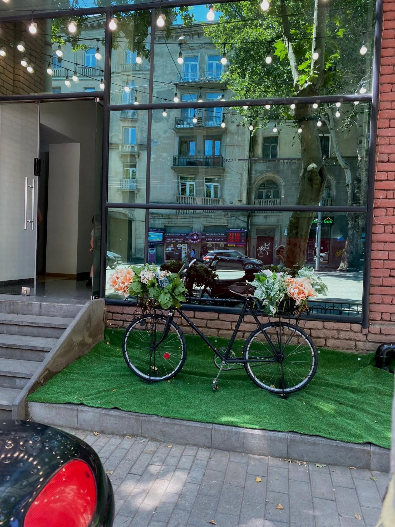 Queen Hostel Tbilisi Ngoại thất bức ảnh