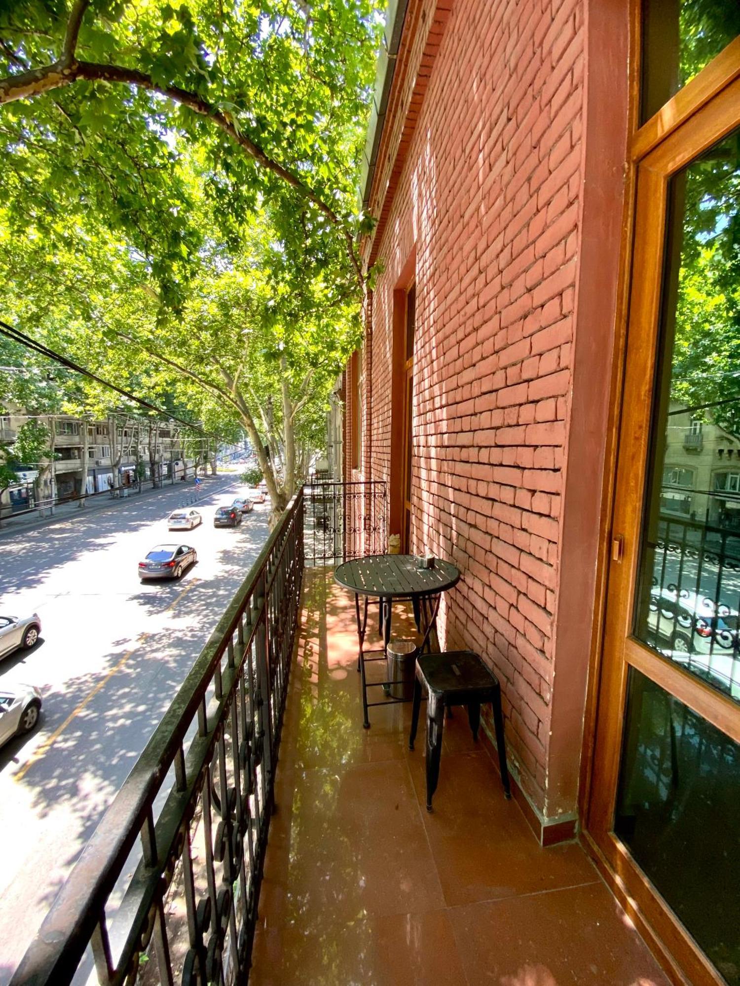 Queen Hostel Tbilisi Ngoại thất bức ảnh