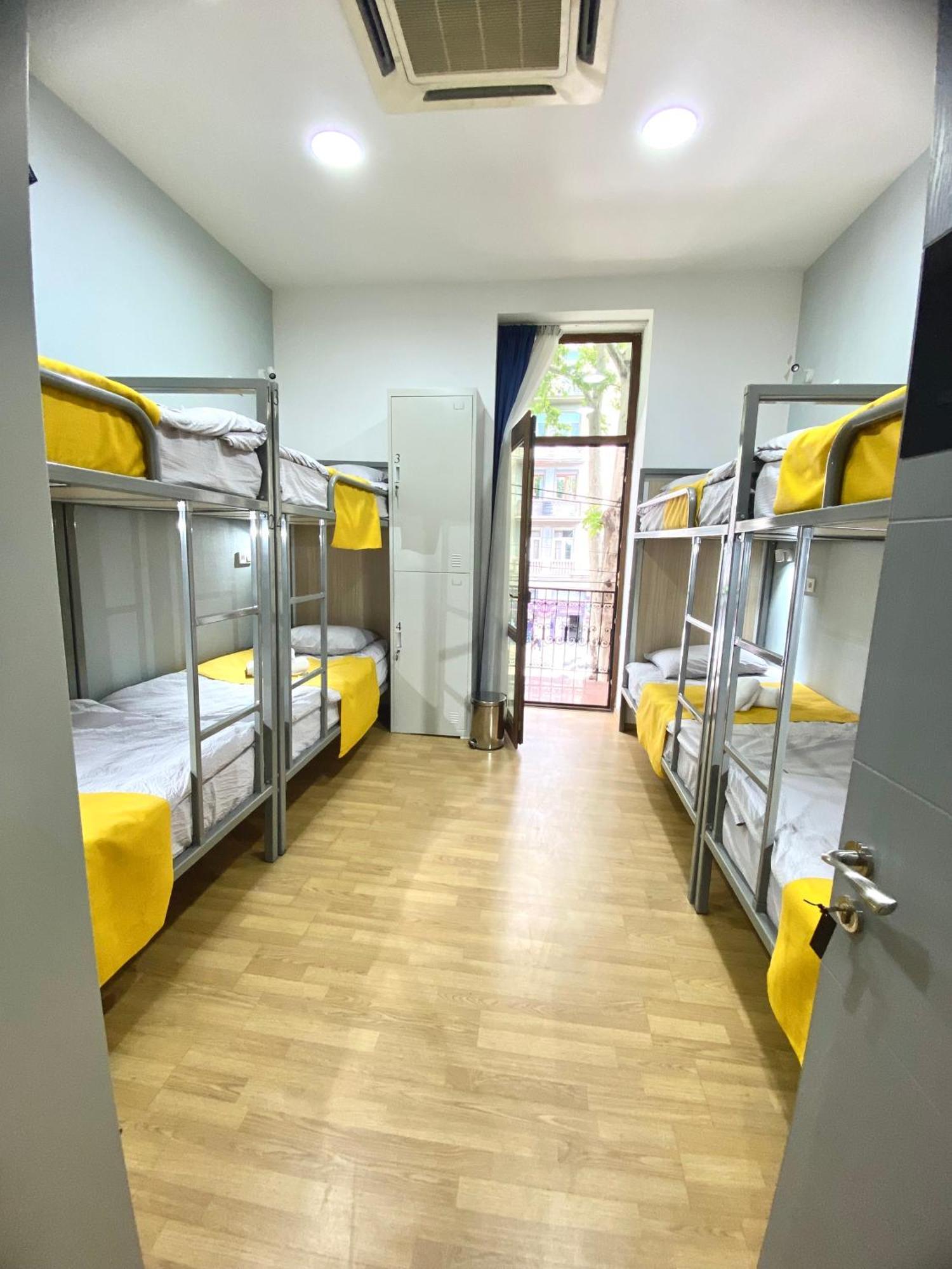 Queen Hostel Tbilisi Ngoại thất bức ảnh